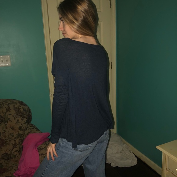 Brandy sweater - Picture 2 of 3